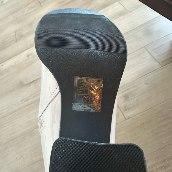 Ellie knee high go go boots - Picture 3 of 4